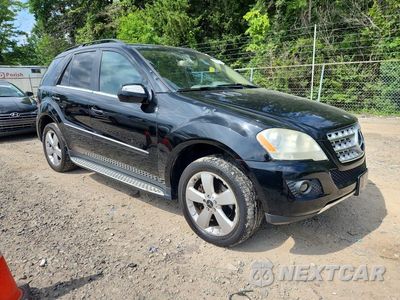 Czwarte zdjęcie samochodu z boku: 2010 MERCEDES-BENZ ML 350 4MATIC VIN:4JGBB8GB9AA533688 - miniatura