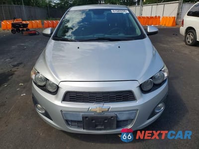 Piąte zdjęcie samochodu w środku: 2012 CHEVROLET SONIC LT VIN:1G1JC5SH9C4167605 - miniatura