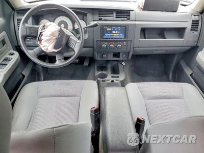 Zdjęcie 8 z 12 samochodu: 2011 DODGE DAKOTA SLT VIN:1D7RW3GPXBS708540 - miniatura