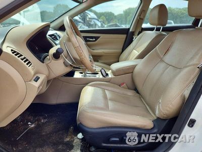 Zdjęcie 7 z 12 samochodu: 2016 NISSAN ALTIMA VIN:1N4BL3AP9GC147266 - miniatura