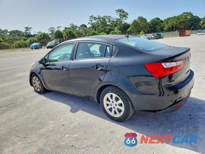 Drugie zdjęcie samochodu z przodu: 2015 KIA RIO LX VIN:KNADM4A30F6487225 - miniatura