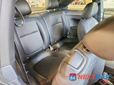 Zdjęcie 10 z 12 samochodu: 2018 VOLKSWAGEN BEETLE SE VIN:3VWJD7AT8JM712892 - miniatura