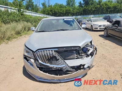 Piąte zdjęcie samochodu w środku: 2014 BUICK LACROSSE VIN:1G4GB5GR4EF210160 - miniatura