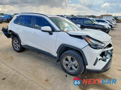 Czwarte zdjęcie samochodu z boku: 2024 TOYOTA RAV4 HYBRID XLE VIN:4T3RWRFV4RU151087 - miniatura