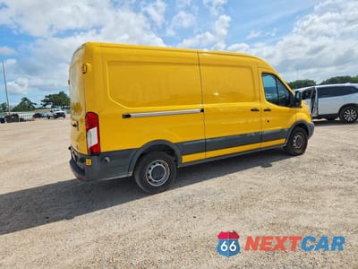 Trzecie zdjęcie samochodu z tyłu: 2017 FORD TRANSIT T-150 DELIVERY VAN VIN:1FTYE2CM0HKB10819 - miniatura