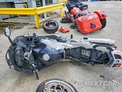 Trzecie zdjęcie samochodu z tyłu: 2009 BMW K1300 GT VIN:WB10539009ZV97033 - miniatura