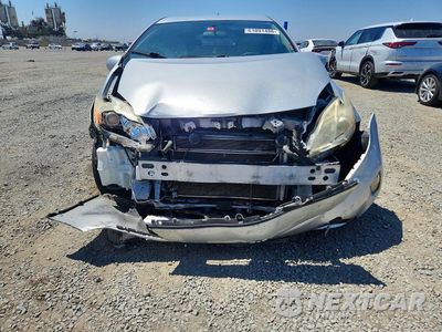 Piąte zdjęcie samochodu w środku: 2013 TOYOTA PRIUS TWO VIN:JTDKN3DU0D0342952 - miniatura