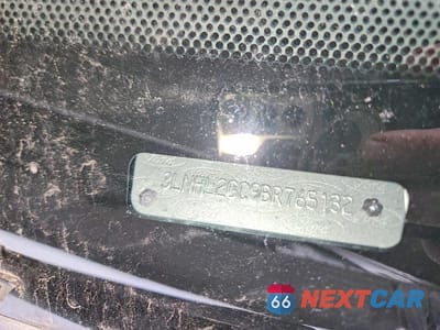 Zdjęcie 12 z 12 samochodu: 2011 LINCOLN MKZ SELECT VIN:3LNHL2GC9BR765132 - miniatura