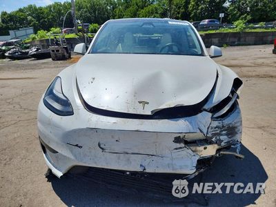 Piąte zdjęcie samochodu w środku: 2023 TESLA MODEL Y VIN:7SAYGDEE7PA172239 - miniatura