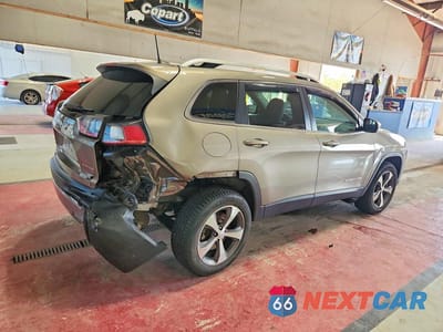 Trzecie zdjęcie samochodu z tyłu: 2020 JEEP CHEROKEE LIMITED VIN:1C4PJMDX5LD635965 - miniatura