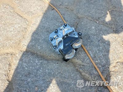 Zdjęcie 12 z 13 samochodu: 2023 HYUNDAI TUCSON LIMITED VIN:5NMJECAE9PH213363 - miniatura