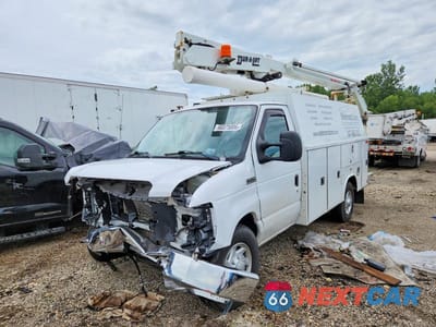 2021 FORD E350 BUCKET TRUCK 1FDWE3FN7MDC00478 - główne zdjęcie licytacji z USA - miniatura