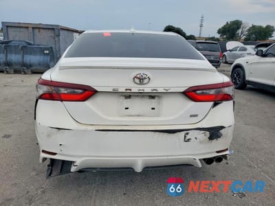Zdjęcie 6 z 12 samochodu: 2021 TOYOTA CAMRY SE VIN:4T1G11AK1MU530859 - miniatura