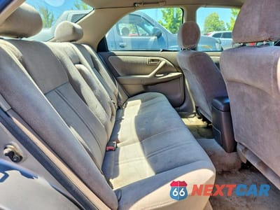 Zdjęcie 10 z 12 samochodu: 2000 TOYOTA CAMRY CE VIN:4T1BG22K9YU670547 - miniatura