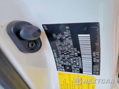 Zdjęcie 14 z 14 samochodu: 2008 TOYOTA HIGHLANDER HYBRID LIMITED VIN:JTEEW44AX82004891 - miniatura