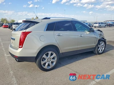 Trzecie zdjęcie samochodu z tyłu: 2014 CADILLAC SRX PERFORMANCE COLLECTION VIN:3GYFNFE36ES527486 - miniatura