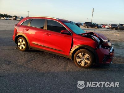 Czwarte zdjęcie samochodu z boku: 2022 KIA NIRO LX VIN:KNDCB3LC0N5547035 - miniatura