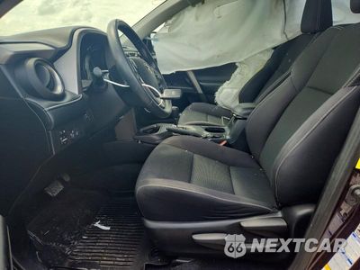 Zdjęcie 7 z 13 samochodu: 2018 TOYOTA RAV4 XLE VIN:2T3RFREV8JW718827 - miniatura