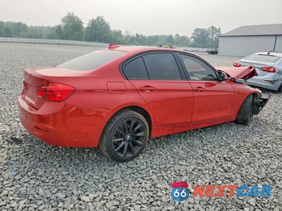 Trzecie zdjęcie samochodu z tyłu: 2016 BMW 320 XI VIN:WBA8A3C50GK690479 - miniatura