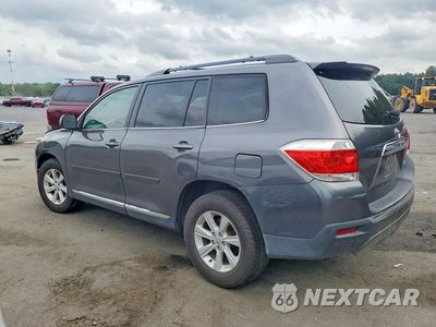 Drugie zdjęcie samochodu z przodu: 2013 TOYOTA HIGHLANDER PLUS VIN:5TDBK3EH0DS226626 - miniatura