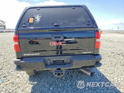 Zdjęcie 6 z 13 samochodu: 2018 GMC SIERRA K2500 DENALI VIN:1GT12UEYXJF158283 - miniatura