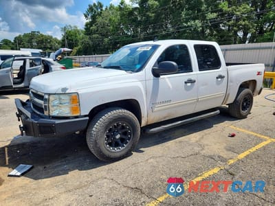 2010 CHEVROLET SILVERADO C1500 LT 3GCRCSE05AG221934 - główne zdjęcie licytacji z USA - miniatura
