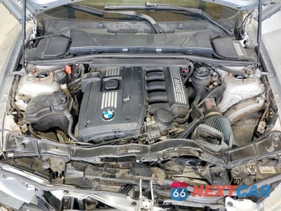Zdjęcie 11 z 12 samochodu: 2010 BMW 328 XI VIN:WBAPK7C55AA461826 - miniatura