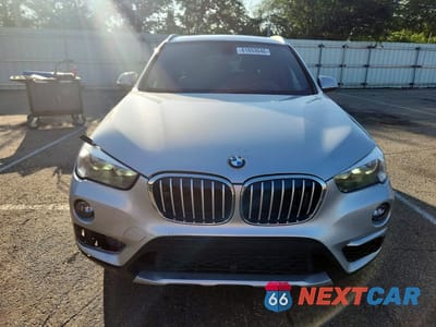 Piąte zdjęcie samochodu w środku: 2018 BMW X1 XDRIVE28I VIN:WBXHT3C35J5K23482 - miniatura