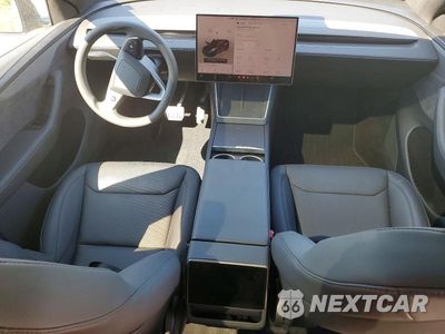 Zdjęcie 8 z 12 samochodu: 2026 TESLA MODEL Y VIN:7SAYGDED3TA697834 - miniatura