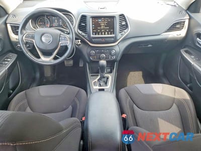 Zdjęcie 8 z 13 samochodu: 2015 JEEP CHEROKEE LATITUDE VIN:1C4PJLCB1FW766657 - miniatura
