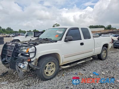 2004 CHEVROLET SILVERADO K1500 1GCEK19T84E340489 - główne zdjęcie licytacji z USA - miniatura