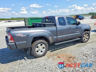 Trzecie zdjęcie samochodu z tyłu: 2011 TOYOTA TACOMA ACCESS CAB VIN:5TFUU4EN4BX014866 - miniatura