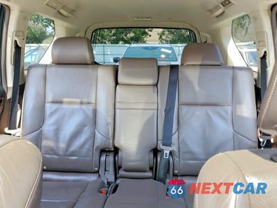 Zdjęcie 10 z 13 samochodu: 2013 LEXUS GX 460 VIN:JTJBM7FX9D5051044 - miniatura