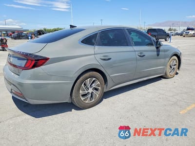 Trzecie zdjęcie samochodu z tyłu: 2022 HYUNDAI SONATA HYBRID BLUE VIN:KMHL24JJXNA049869 - miniatura