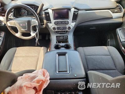 Zdjęcie 8 z 13 samochodu: 2020 GMC YUKON SLE VIN:1GKS2AKCXLR214983 - miniatura