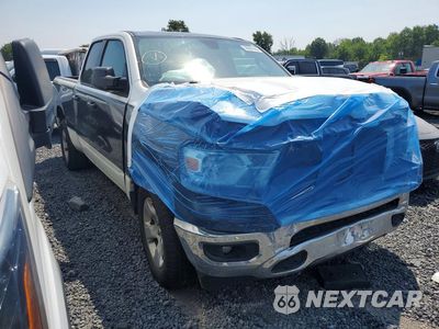 Czwarte zdjęcie samochodu z boku: 2023 RAM 1500 VIN:1C6RRFCG2PN519094 - miniatura