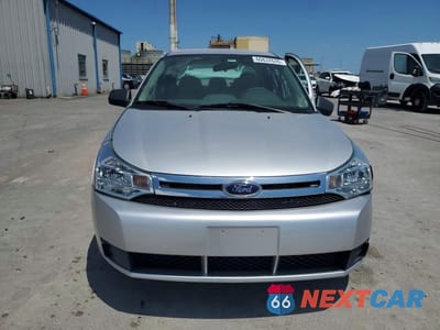 Piąte zdjęcie samochodu w środku: 2010 FORD FOCUS SE VIN:1FAHP3FN4AW199853 - miniatura
