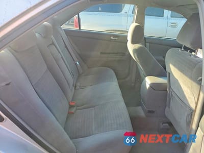Zdjęcie 10 z 12 samochodu: 2005 TOYOTA CAMRY LE VIN:4T1BE32K25U538754 - miniatura