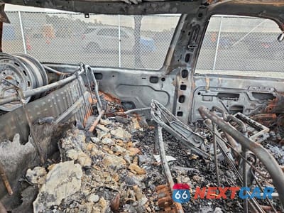 Zdjęcie 10 z 11 samochodu: 1998 CHEVROLET TAHOE K1500 VIN:3GNEK18R4WG149743 - miniatura