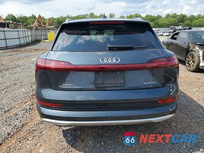 Zdjęcie 6 z 13 samochodu: 2021 AUDI E-TRON PREMIUM VIN:WA1AAAGEXMB015215 - miniatura