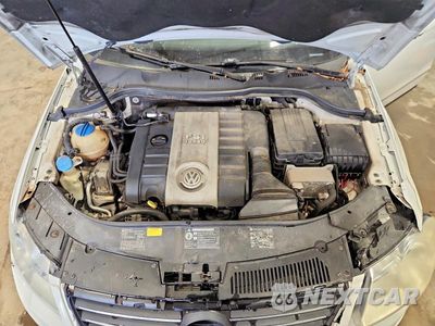 Zdjęcie 11 z 13 samochodu: 2007 VOLKSWAGEN PASSAT 2.0T VIN:WVWAK73C27P078889 - miniatura
