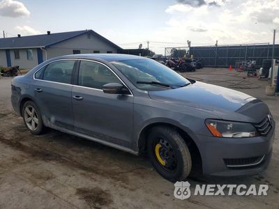 Czwarte zdjęcie samochodu z boku: 2013 VOLKSWAGEN PASSAT SE VIN:1VWBH7A34DC128021 - miniatura