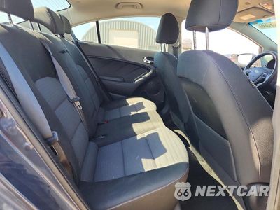 Zdjęcie 10 z 12 samochodu: 2015 KIA FORTE LX VIN:KNAFX4A60F5276316 - miniatura