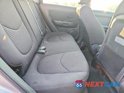 Zdjęcie 10 z 13 samochodu: 2012 KIA SOUL BASE VIN:KNDJT2A51C7383847 - miniatura