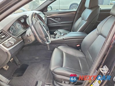 Zdjęcie 7 z 12 samochodu: 2012 BMW 550 I VIN:WBAFR9C58CC271478 - miniatura