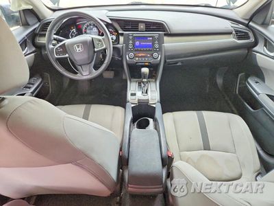 Zdjęcie 8 z 12 samochodu: 2018 HONDA CIVIC LX VIN:2HGFC2F58JH573100 - miniatura