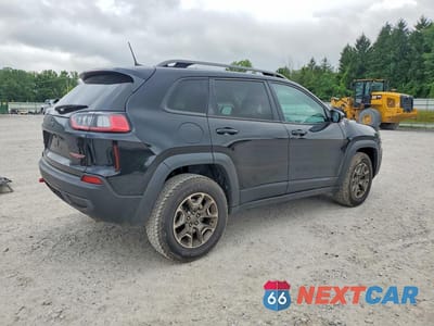 Trzecie zdjęcie samochodu z tyłu: 2021 JEEP CHEROKEE TRAILHAWK VIN:1C4PJMBX9MD177495 - miniatura