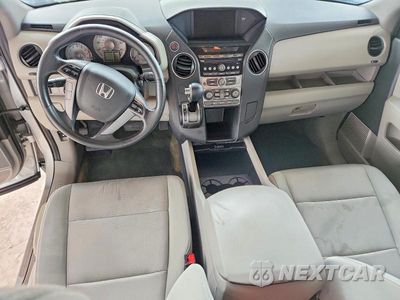 Zdjęcie 8 z 13 samochodu: 2014 HONDA PILOT LX VIN:5FNYF3H27EB025141 - miniatura