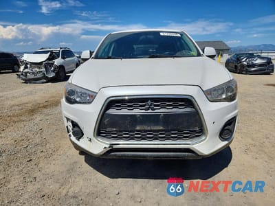 Piąte zdjęcie samochodu w środku: 2015 MITSUBISHI OUTLANDER SPORT ES VIN:4A4AR3AWXFE046955 - miniatura