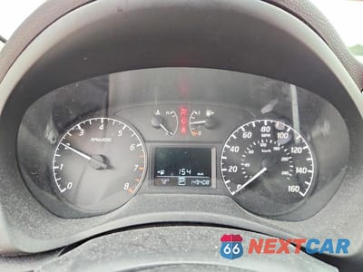 Zdjęcie 9 z 12 samochodu: 2014 NISSAN SENTRA S VIN:3N1AB7AP8EY241534 - miniatura